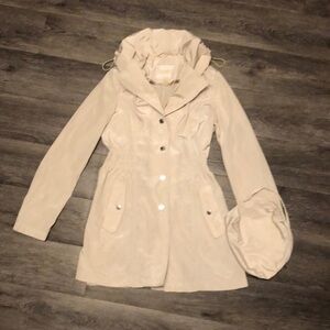 New Laundry by Shelli Segal Rain coat